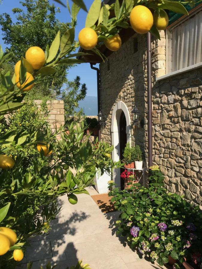 Bed and Breakfast La Cascata Negli Ulivi Toscolano Maderno Zewnętrze zdjęcie